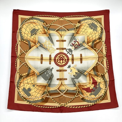 HERMES(エルメス) GRANDE TENUE 馬の礼装 カレ90 シルク スカーフ ワインレッド×ゴールド