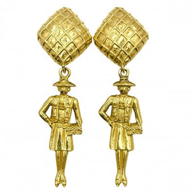 CHANEL シャネル イヤリング マドモアゼル アクセサリー スイング ゴールド GP レディース 約23.2g【中古品】