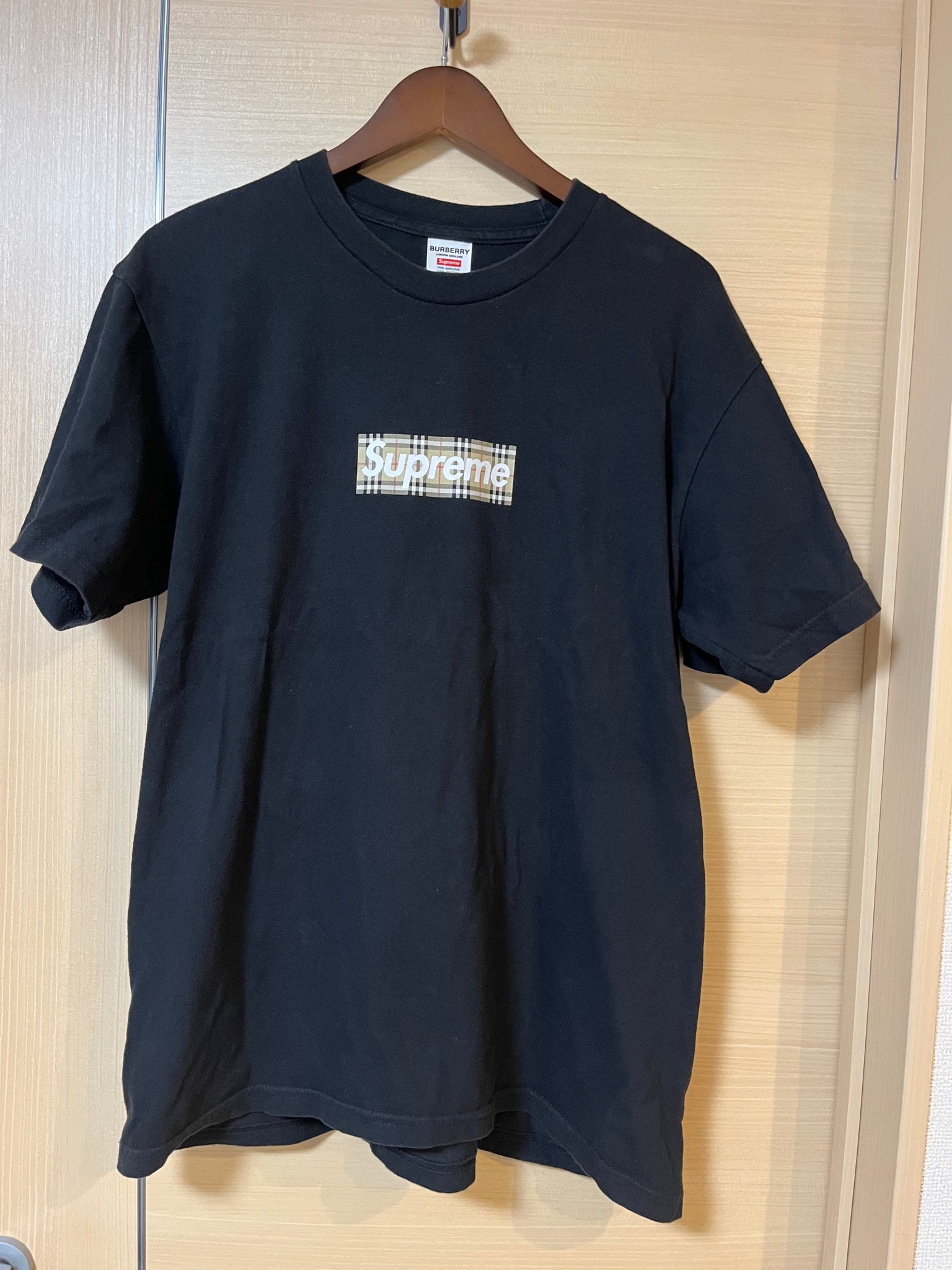 シュプリーム バーバリー ボックス ロゴ Tシャツ 