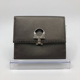Salvatore Ferragamo Gancini Wallet "Black"