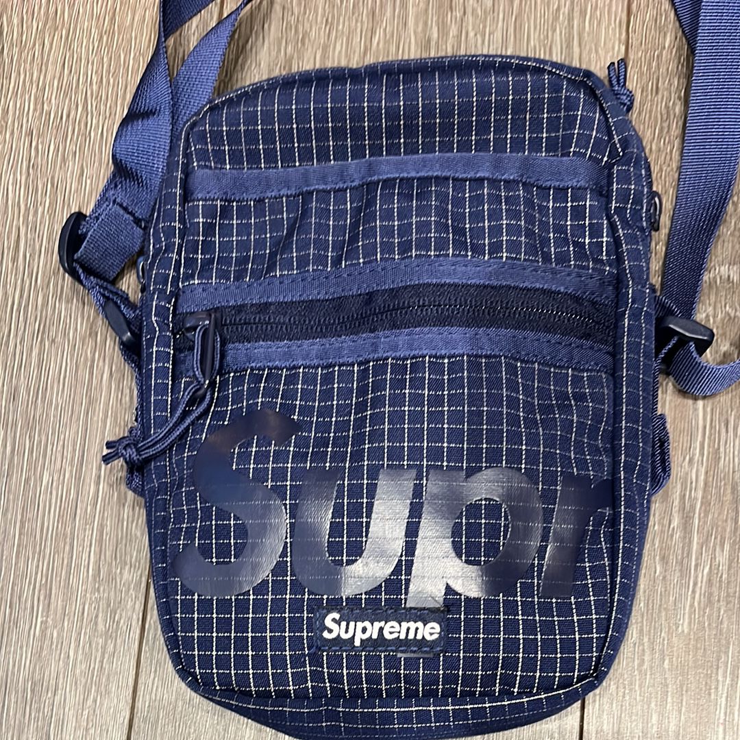 Supreme Shoulder Bag "Navy" (24SS)