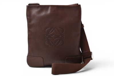 ロエベ ショルダーバッグ LOEWE ヴィンテージ アナグラム カーフスキン ブラウン メンズ 斜め掛け【中古】