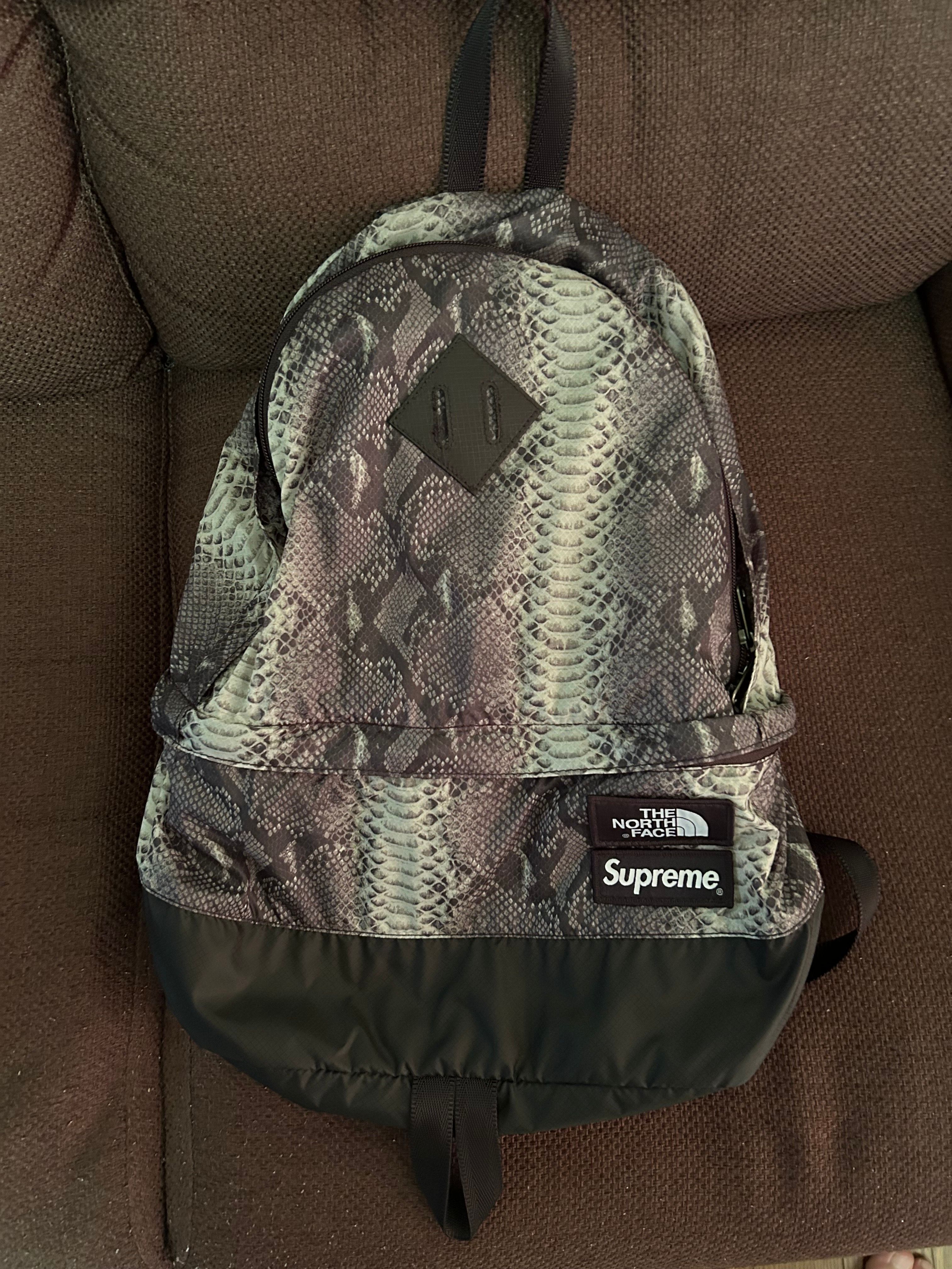 Supreme x The North Face Lightweight Day Pack "Black"