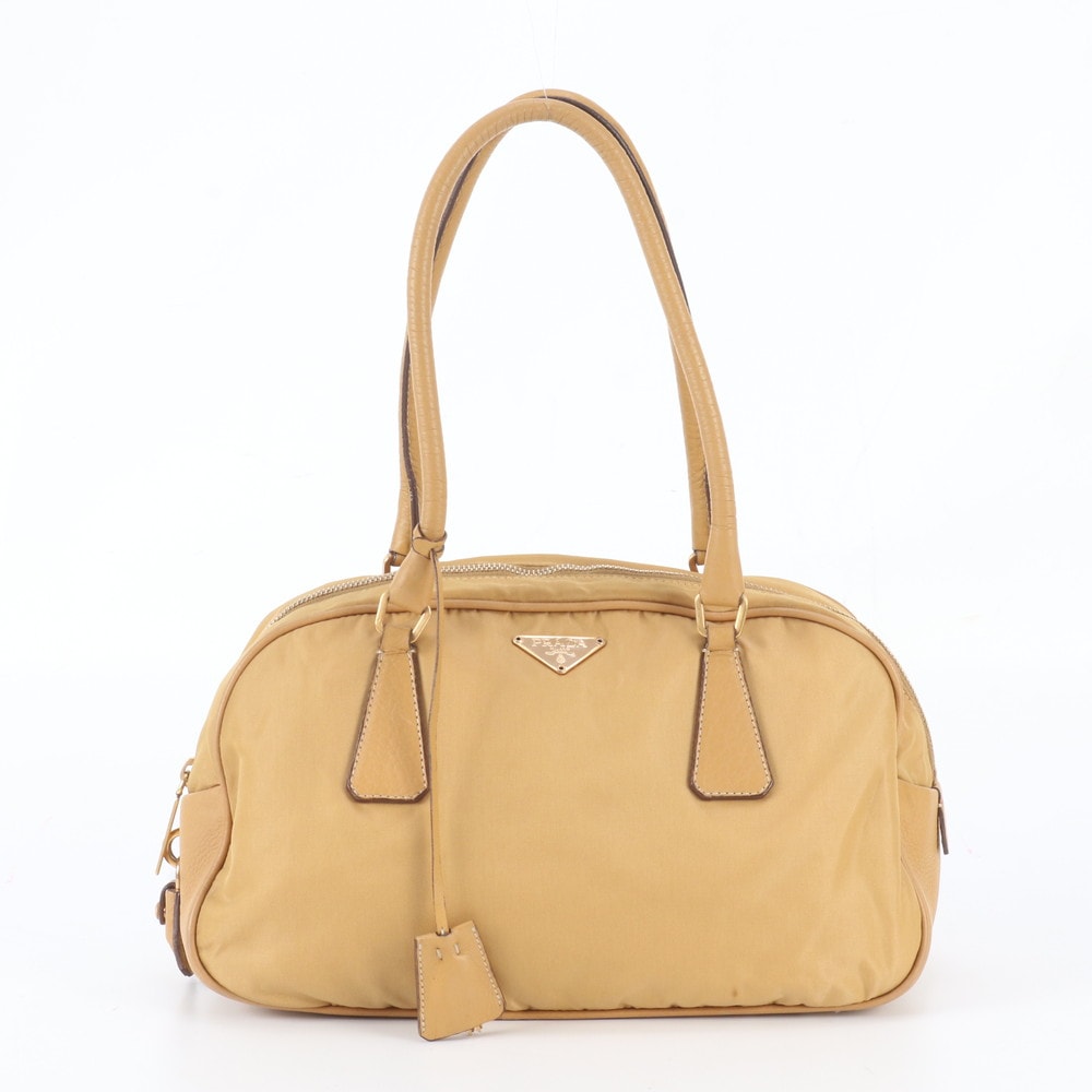 ■美品 プラダ テスート ナイロントライアングルロゴショルダーバッグ