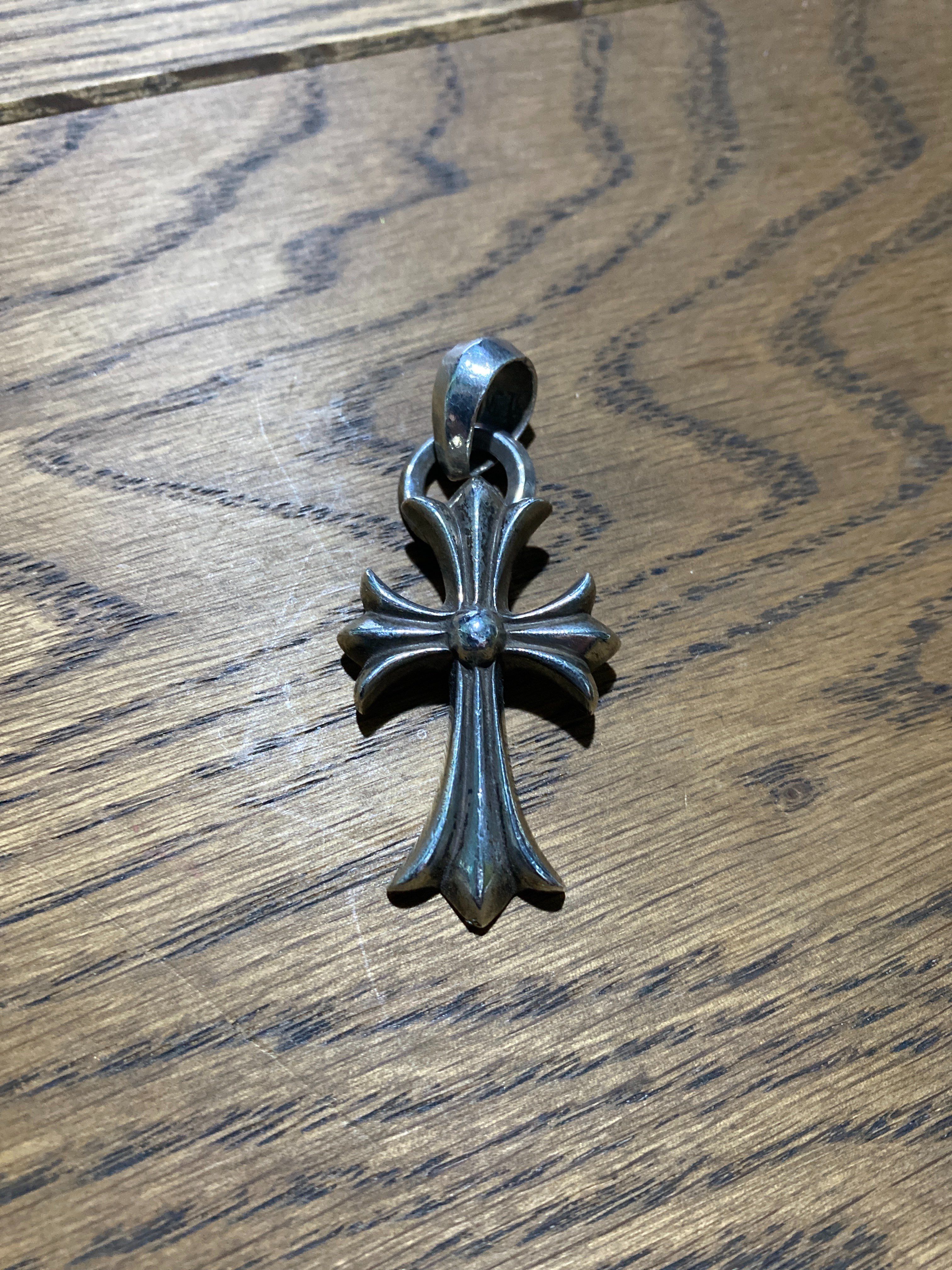 Chrome Hearts Tiny CH Cross Charm "Silver"