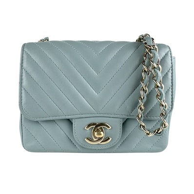 シャネル CHANEL ショルダーバッグ レザー グレー系ブルー ゴールド レディース【中古】 z10117