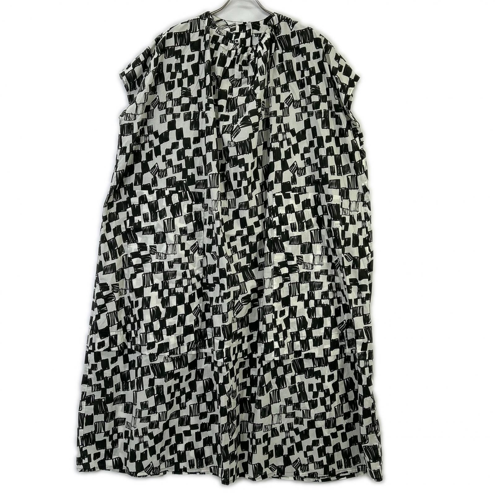 トゥーグッド 26年製 ブラック×ホワイト THE POET DRESS CHEQUERBOARD LAWN - FLINT FELT TIP チェックワンピース