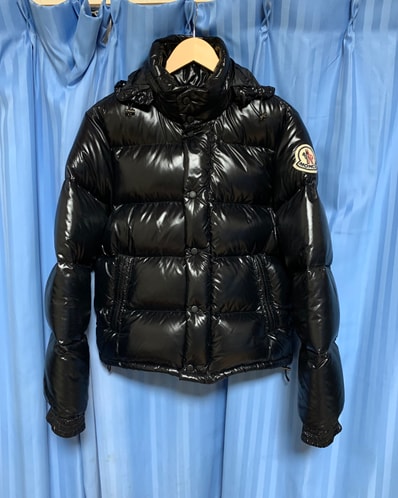 MONCLER ブラック ダウンジャケット サイズ1(M)