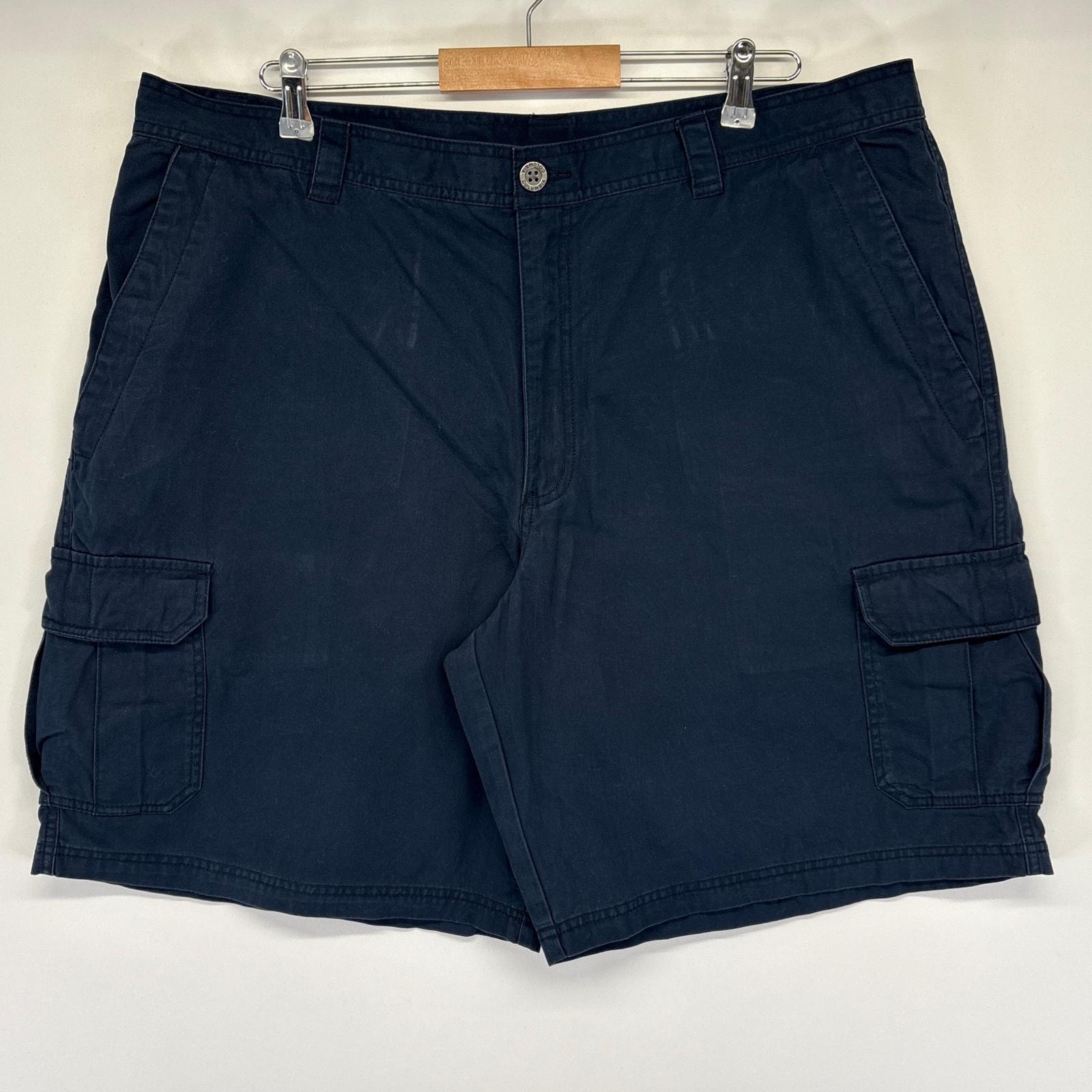 古着 コロンビア Columbia ショートパンツ カーゴ ハーフ ショーツ ワンポイントロゴ 半ズボン w42 L10 ネイビー メンズ