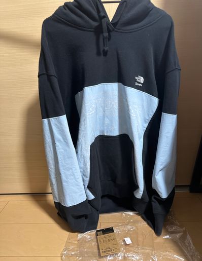 Supreme x The North Face Bandana Hooded Sweatshirt "Black"