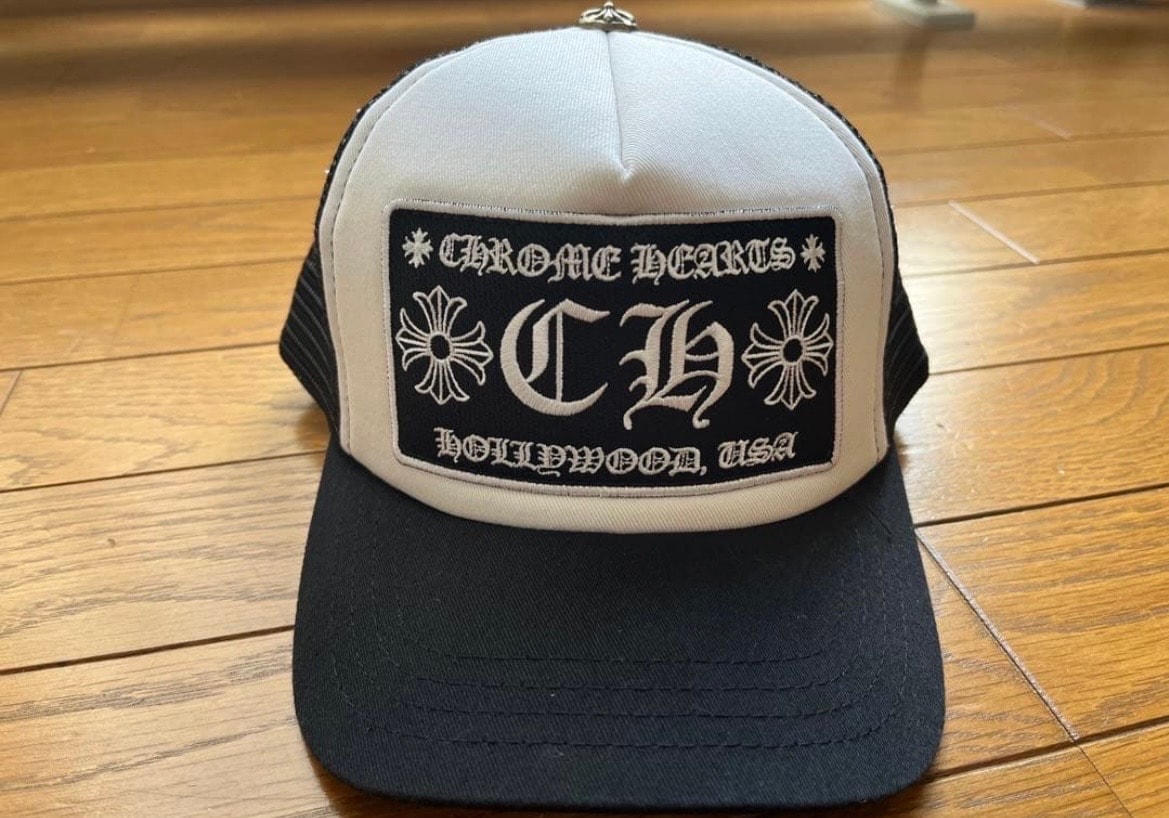 クロムハーツ トラッカー キャップ CH "ブラック/ホワイト"