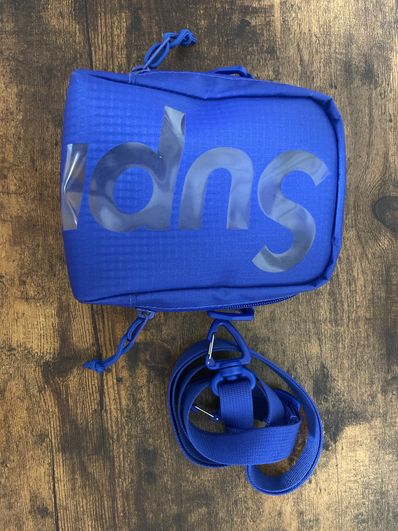 Supreme Neck Pouch 21SS "Royal "