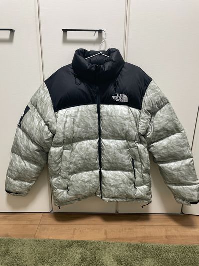 Supreme x The North Face Nuptse Jacket "White Paper Print"