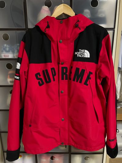 Supreme x The North Face Arc Logo Mountain Parka "Red"