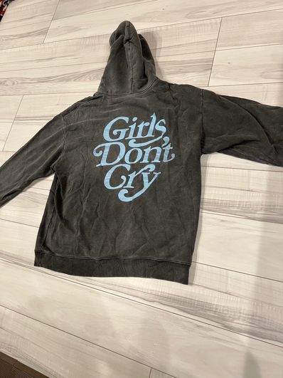 Girls Don’t Cry LOGO HOODY