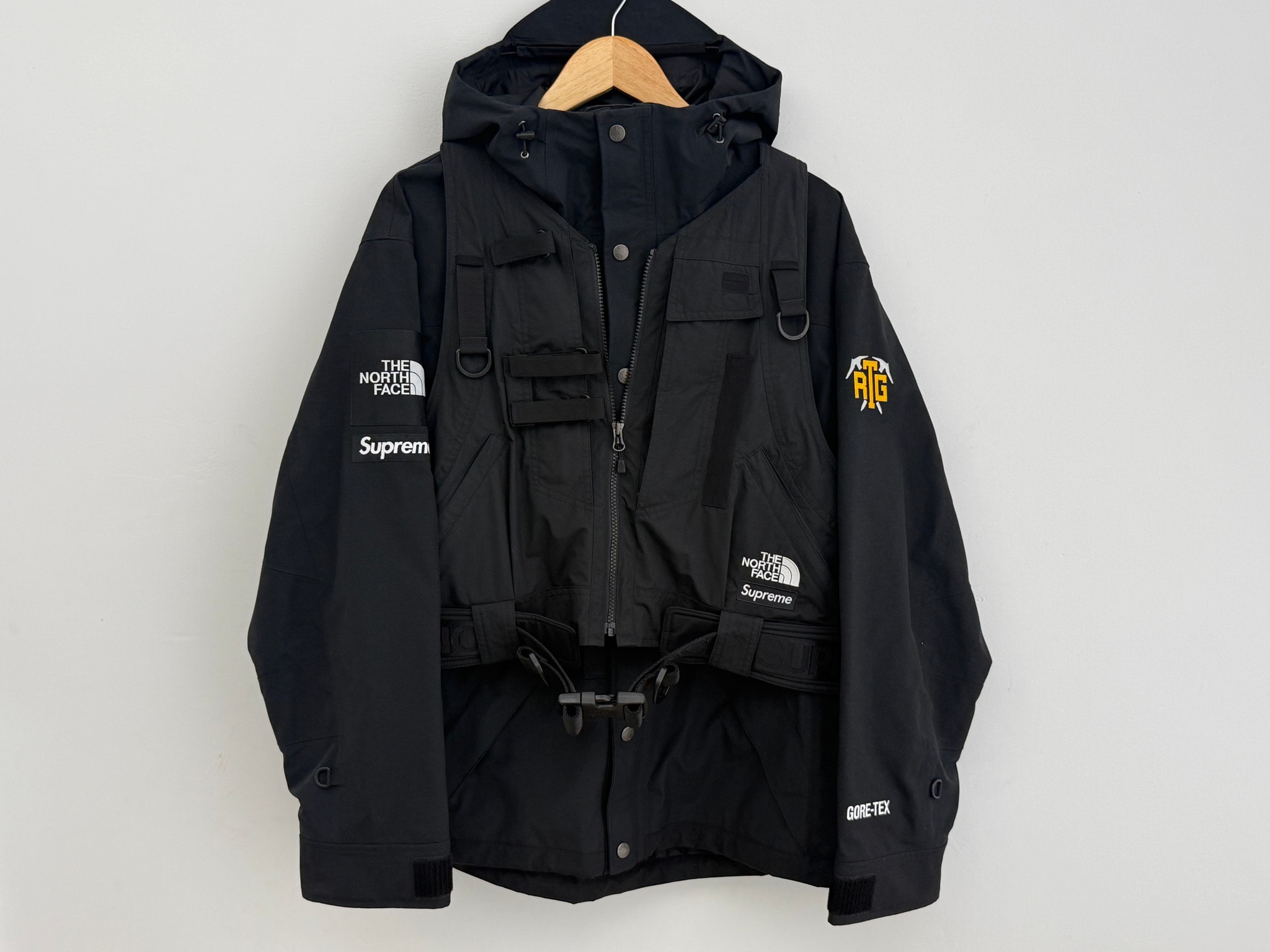 Supreme x The North Face RTG Jacket + Vest "Black"