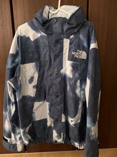 Supreme x The North Face Bleached Denim Print Mountain Jacket "Indigo"