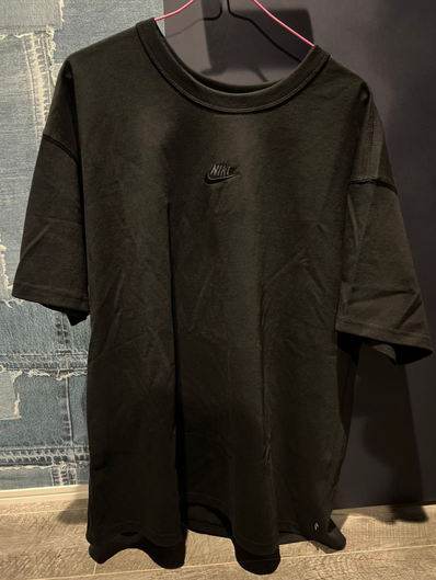 Nike Sportswear Premium Essentials Oversized T-Shirt "Black"