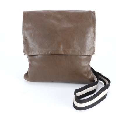 ■美品 バリー ショルダーバッグ レザー