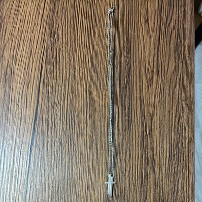 GUCCI ホワイトゴールド クロスセパレートネックレス