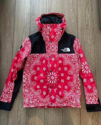 Supreme The North Face Bandana Mountain Parka "Red"