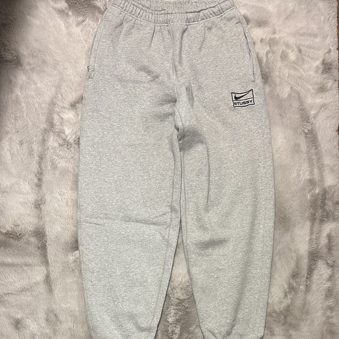 Stussy x Nike Fleece Pants (US Size) "Grey" DO9340-063