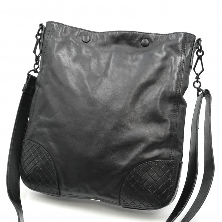BOTTEGA VENETA(ボッテガ・ヴェネタ)スコルピート ヴィンテージ ショルダーバッグ ブラック レザー イントレチャート レディース メンズ イタリア製【中古】