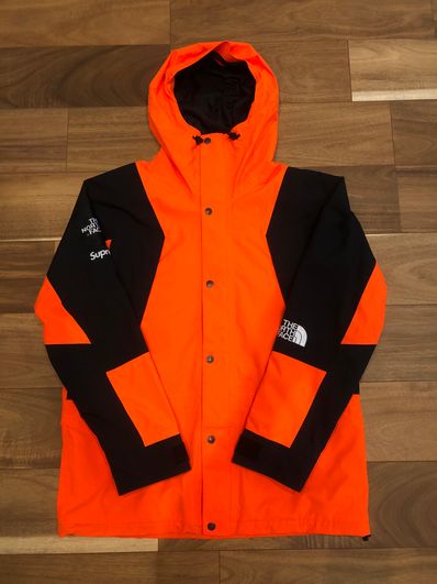 Supreme x The North Face Mountain Light Jacket "Power Orange"