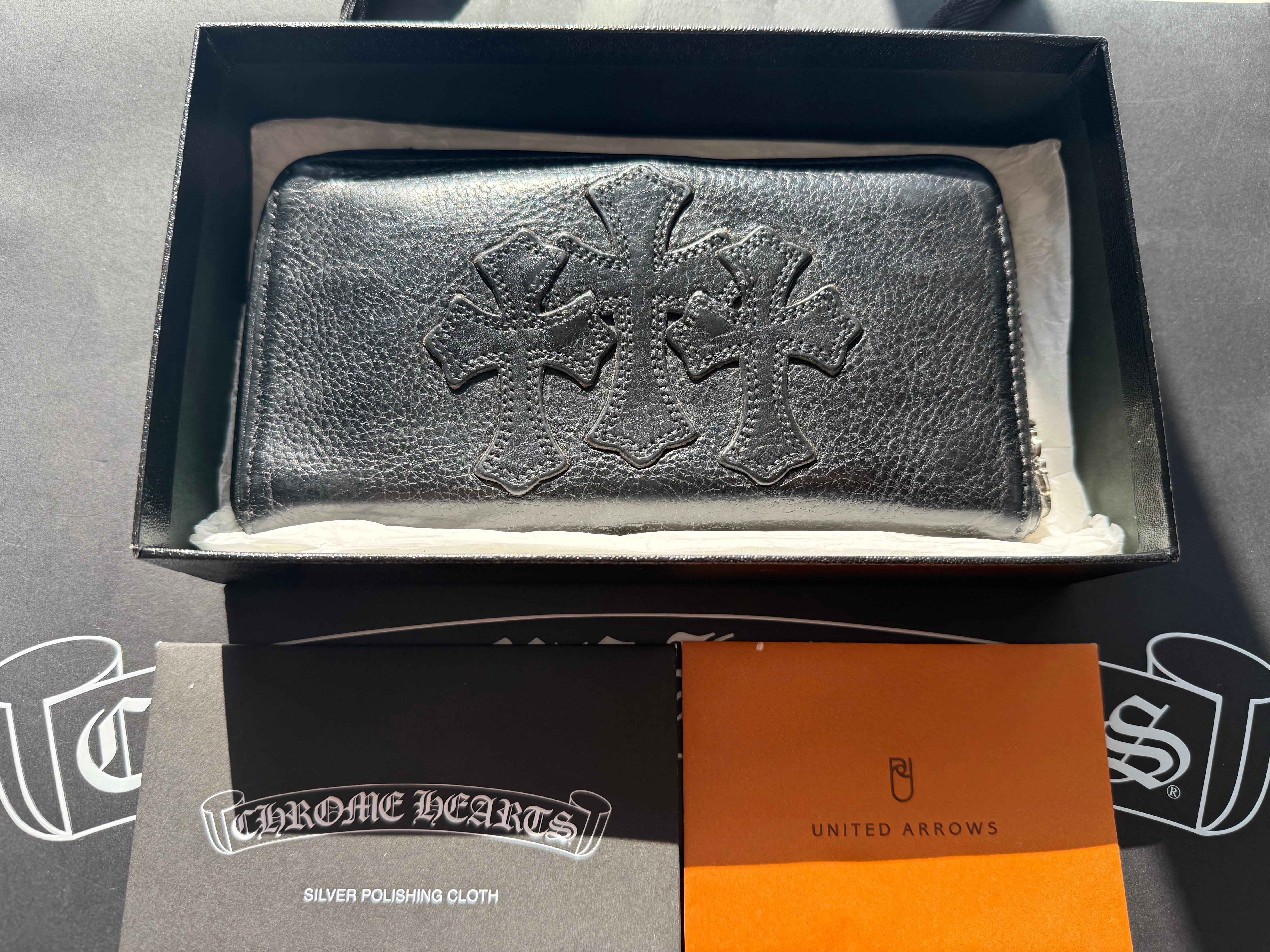 2024年購入 クロムハーツ CHROME HEARTS セメタリークロスウォレット 財布