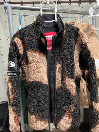 Supreme x The North Face Bleached Denim Print Fleece Jacket "Black"