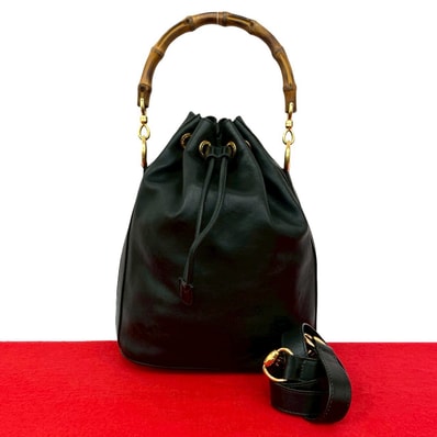 GUCCI グッチ バンブー レザー バンブー ショルダーバッグ ブラック
22721