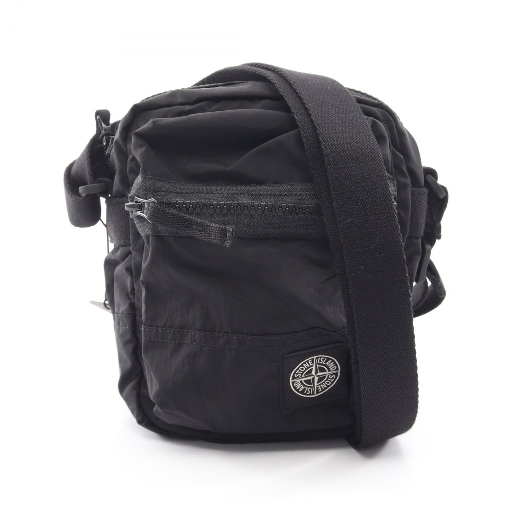 ストーンアイランド STONE ISLAND ロゴパッチ メッセンジャーバッグ ショルダーバッグ バッグ ナイロン レディース ブラック系 L1S159200015S0251 【新品】
