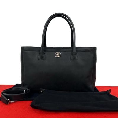 CHANEL シャネル エグゼクティブトート ココマーク キャビアスキン ショルダーバッグ ブラック
32273