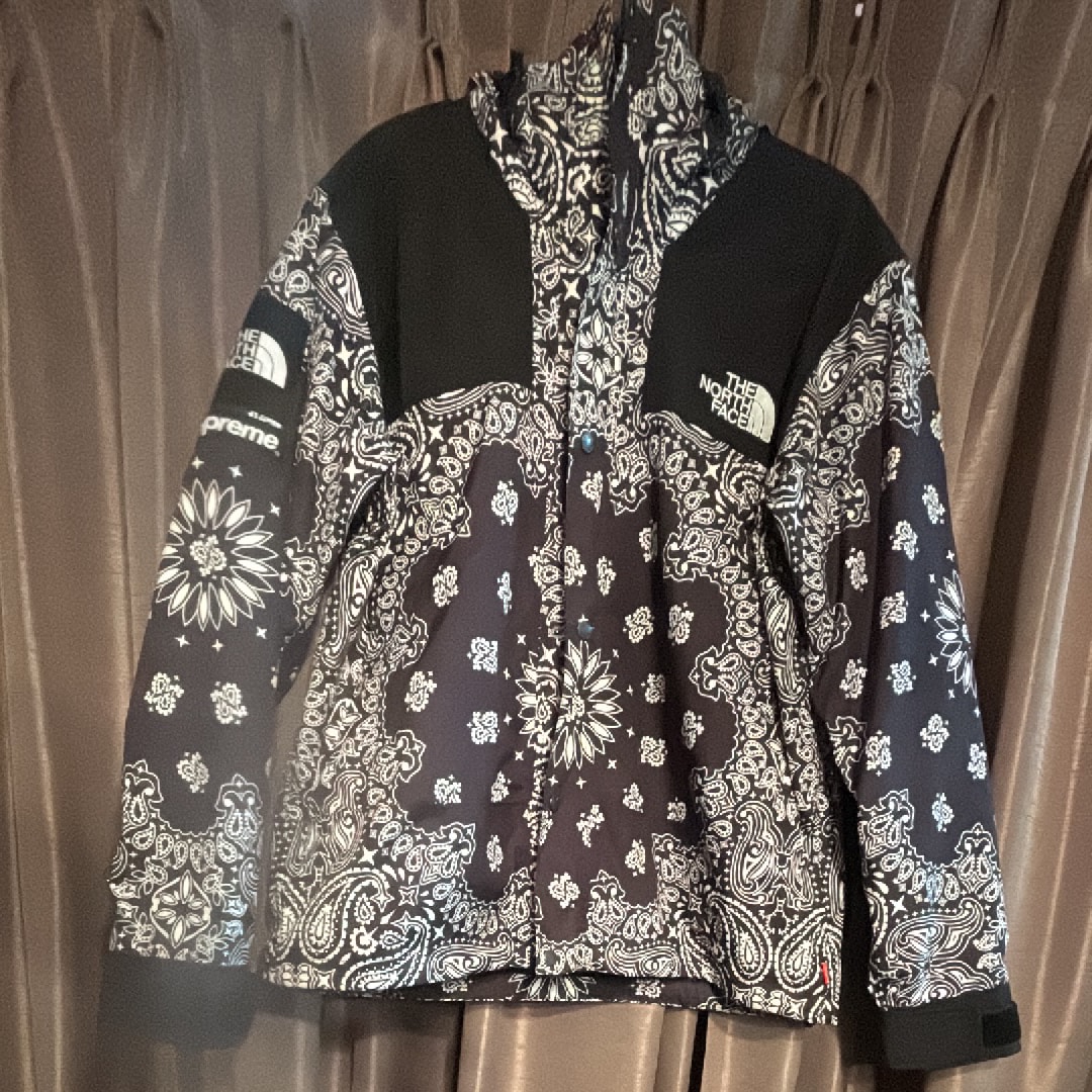 Supreme The North Face Bandana Mountain Parka "Black"