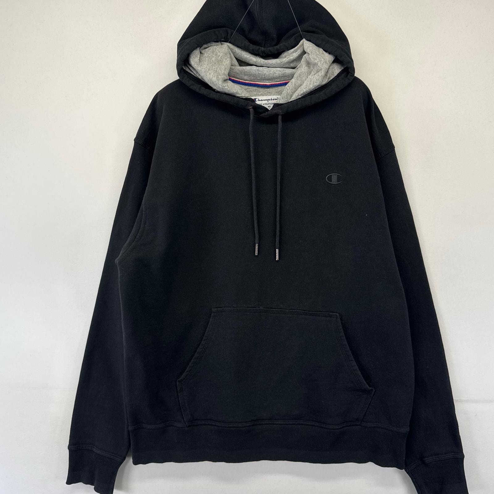 古着 チャンピオン Champion パーカー プルオーバー フーディ ワンポイントロゴ スウェット L  ブラック系 メンズ