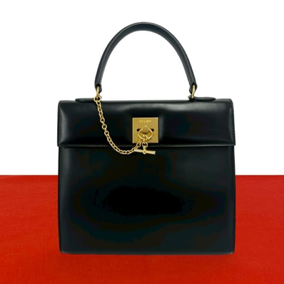 CELINE セリーヌ ロゴ リング 金具 レザー ハンドバッグ ブラック
25720