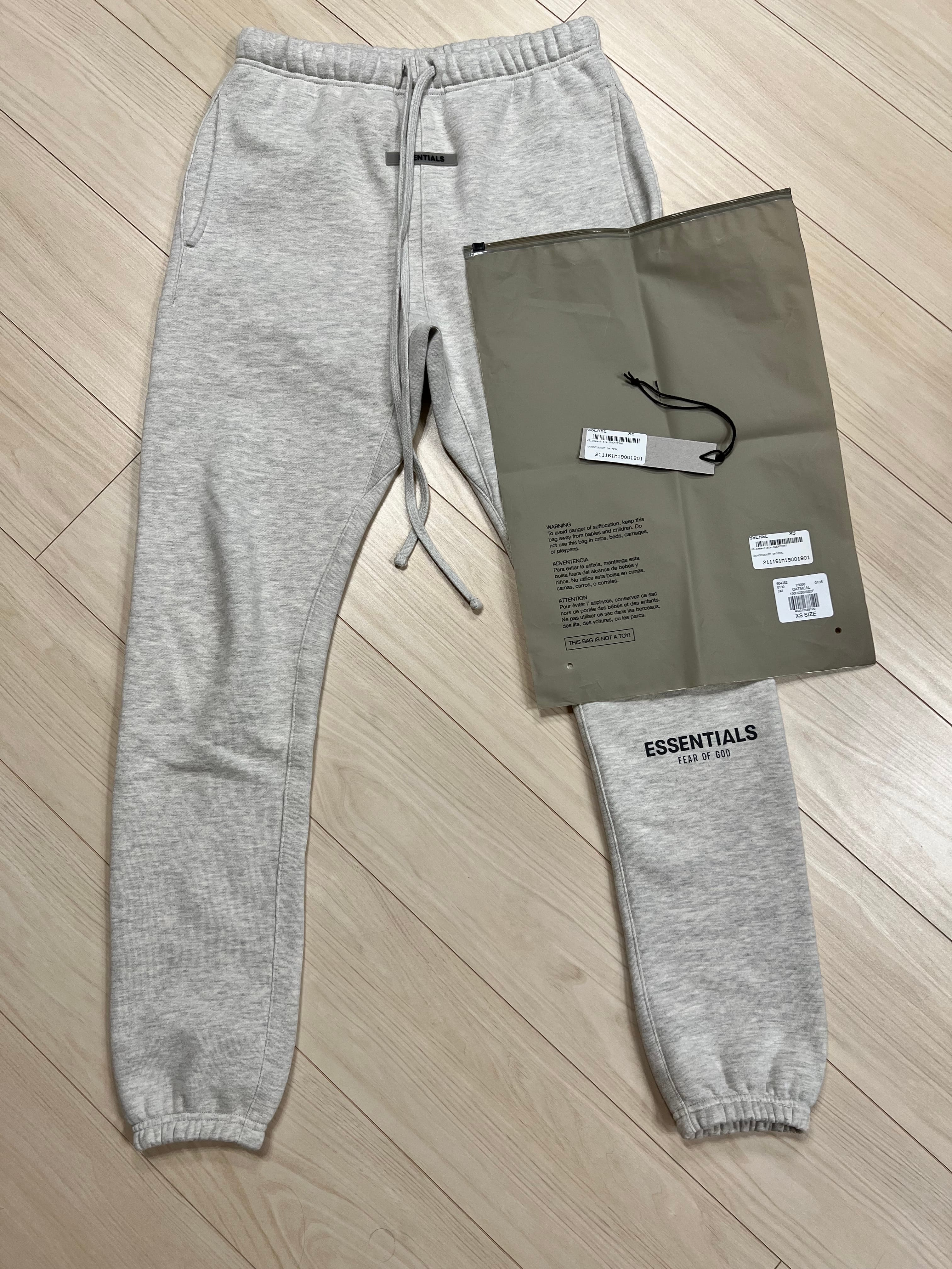 FEAR OF GOD ESSENTIALS Sweatpants "Heather Oatmeal"