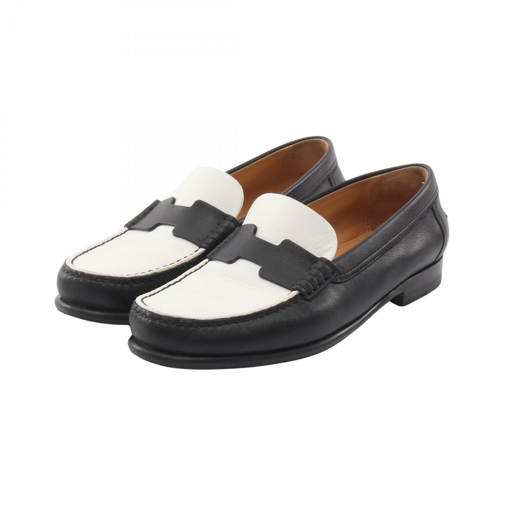 エルメス HERMES ケネディ ローファー 靴 レザー ホワイト レディース ブラック系 / ホワイト系 【中古】