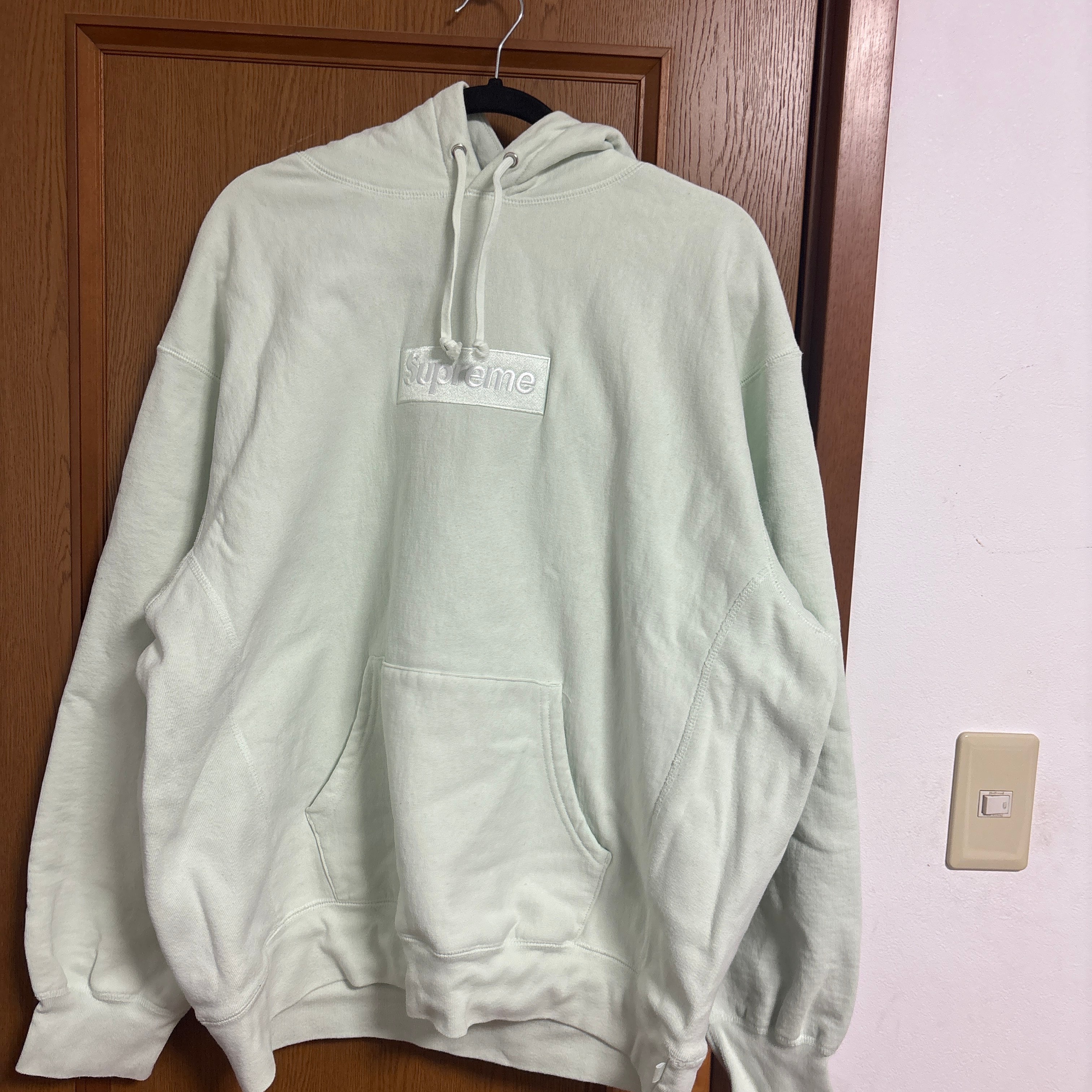 Supreme Box Logo Hooded Sweatshirt "Light Green" (23FW)