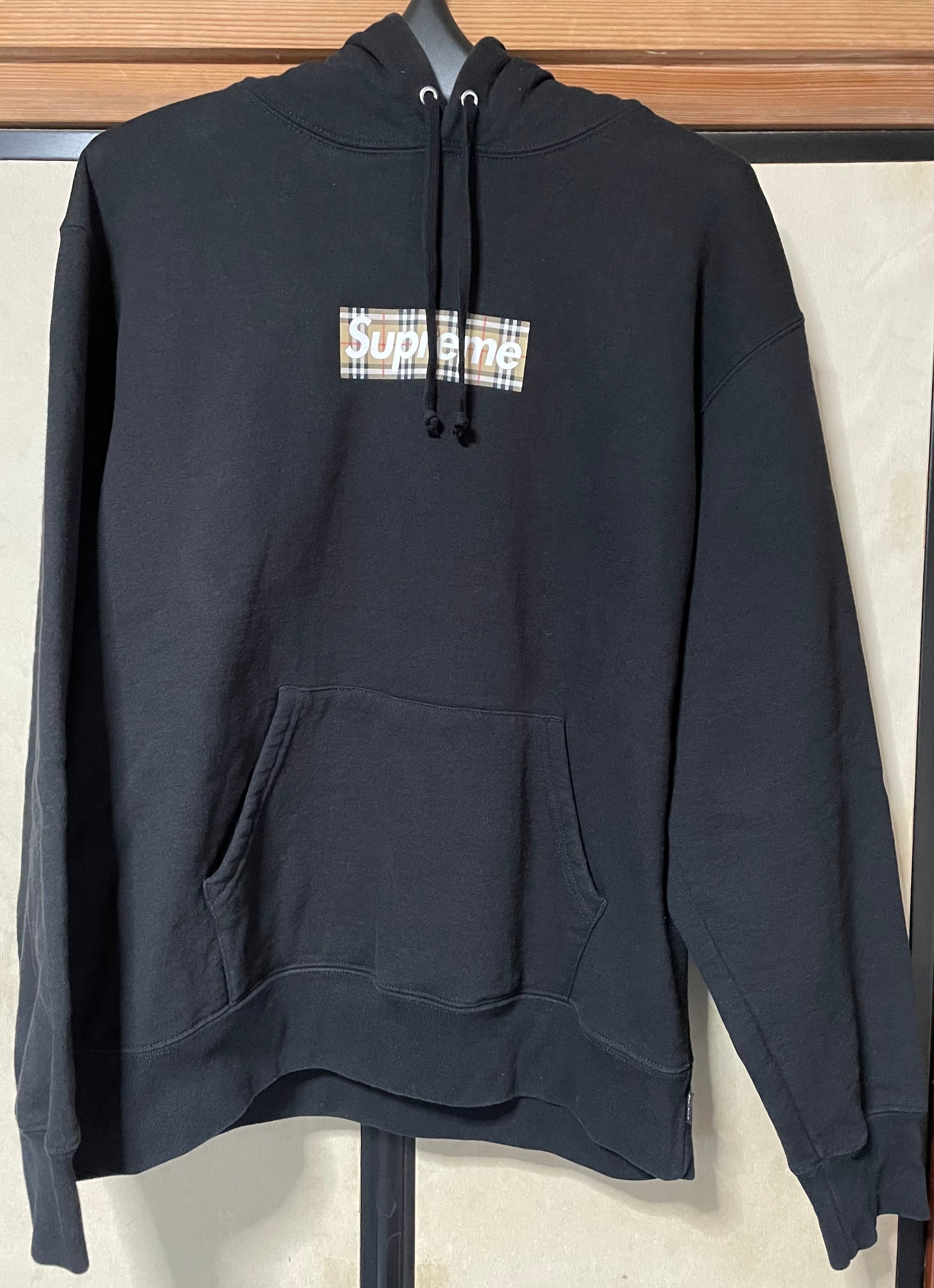 Supreme / Burberry Box Logo Hooded Sweatshirt "Black"