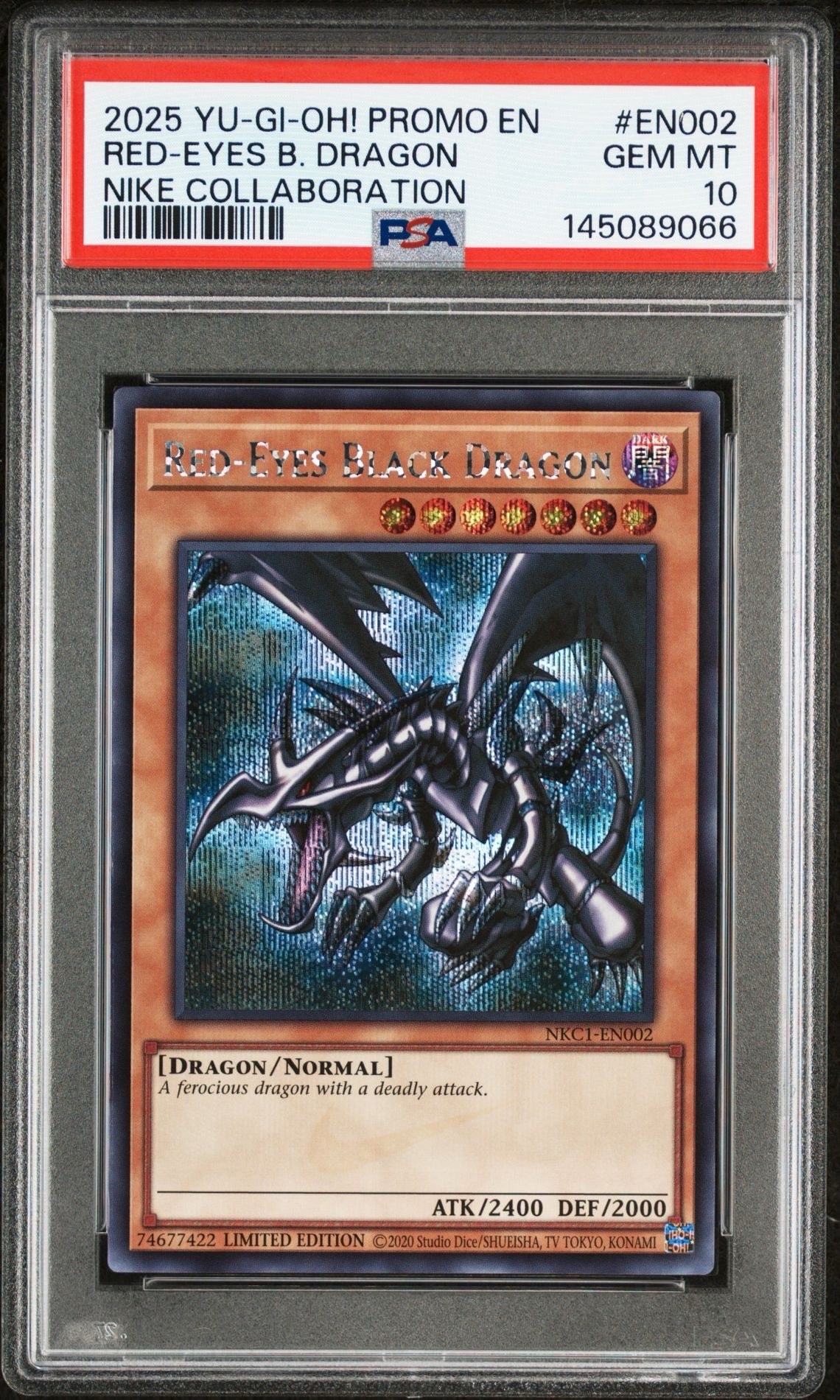 真紅眼の黒竜 SE [NKC1-EN002](遊戯王 x ナイキ エアーマックス 95 QS エアーマッスル House of Duel - 童実野町決闘遊戯館 限定プロモ) 