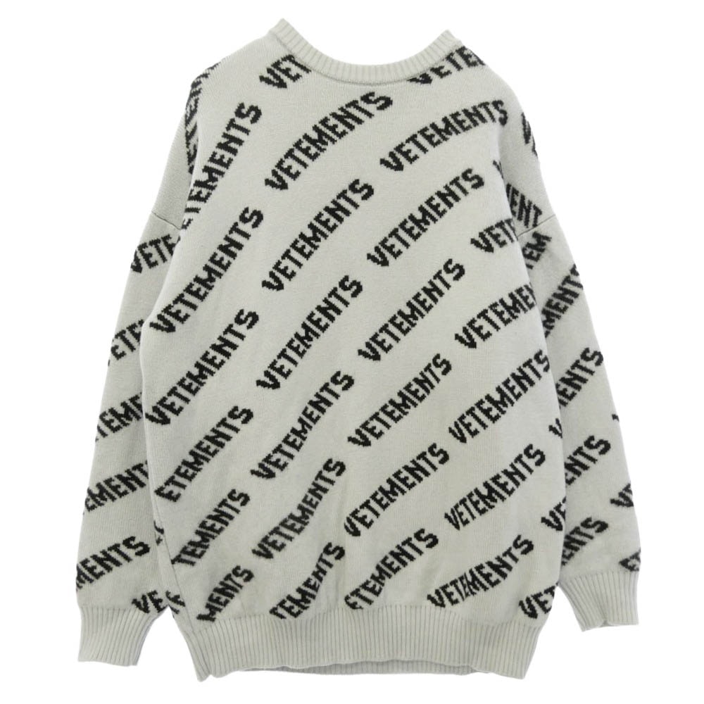 VETEMENTS ヴェトモン Allover Logo Jumper オール オーバー ロゴ ジャンパー クルーネック ニット セーター グレー系 XS【中古】