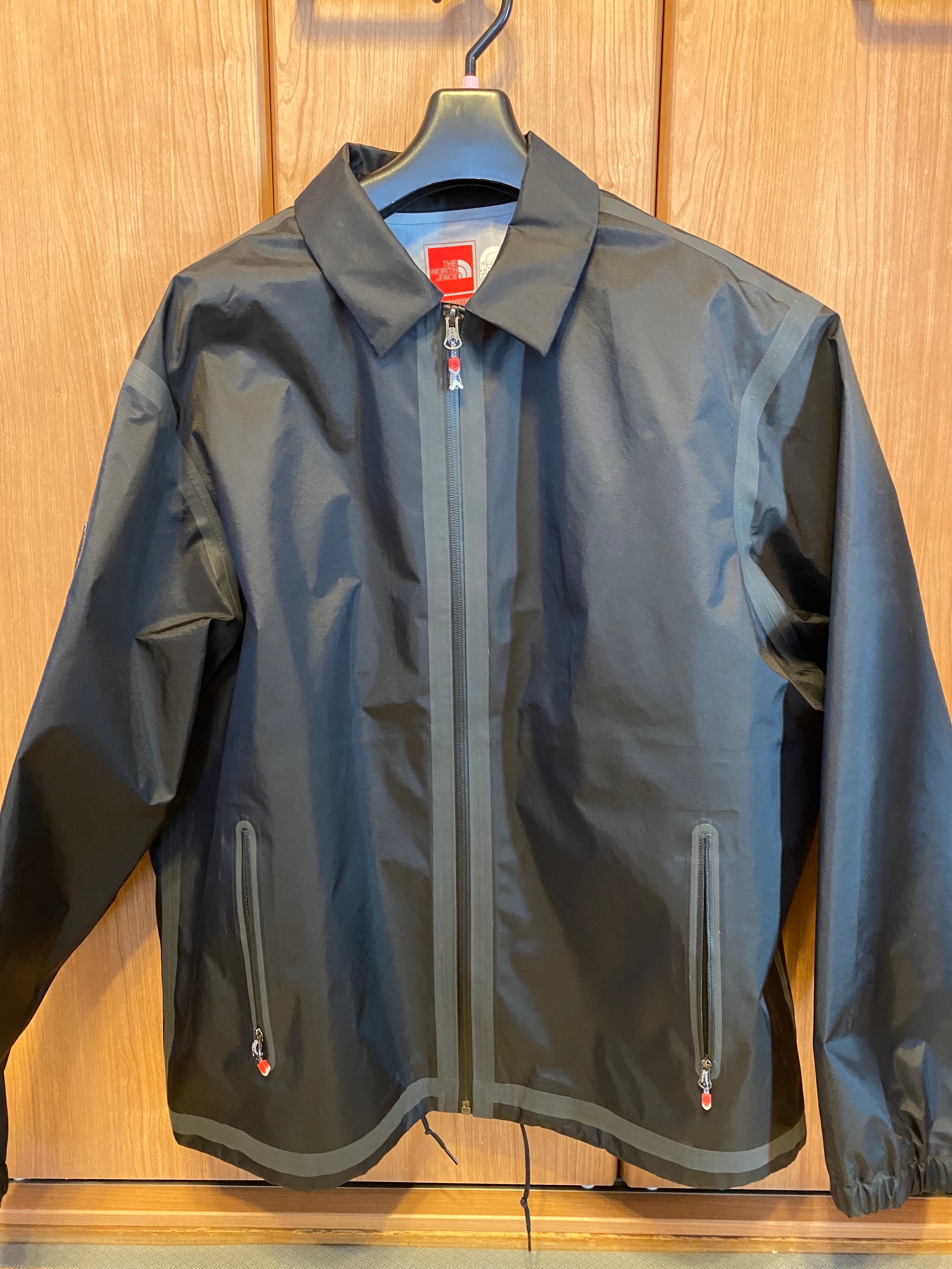 Supreme x The North Face Summit Series Outer Tape Seam Coaches Jacket "Black"