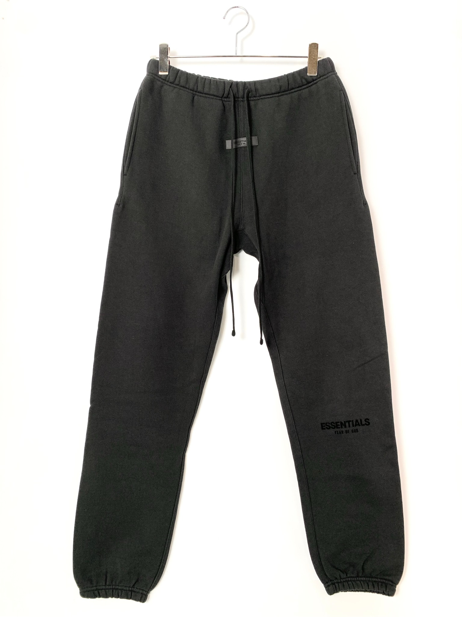 FEAR OF GOD ESSENTIALS BLACK ESS LOGO SWEAT "Stretch Limo"