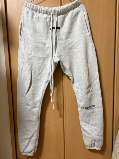 FEAR OF GOD ESSENTIALS Sweatpant "Light Heather Oatmeal"