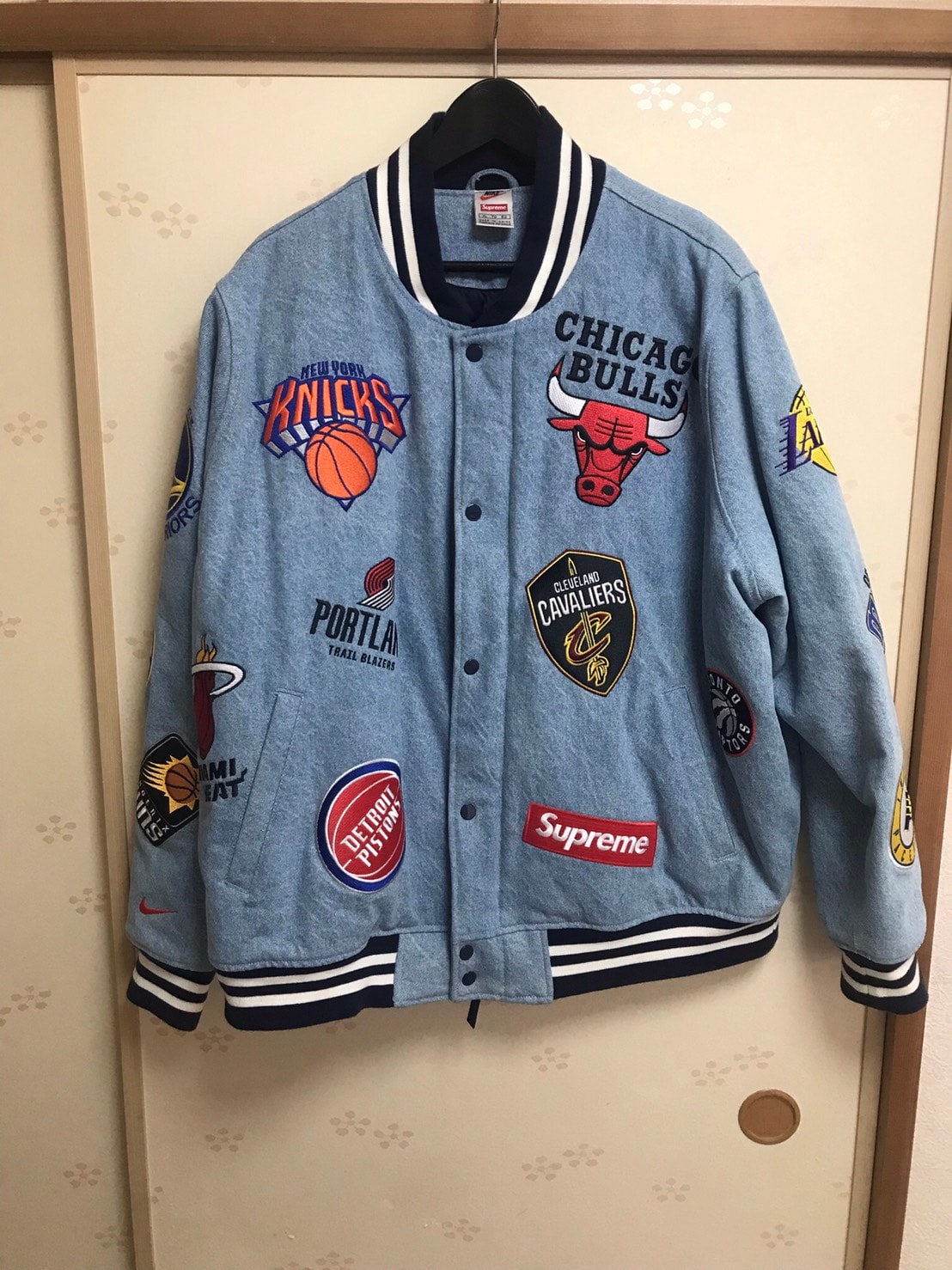 Supreme / Nike®/NBA Teams Warm-Up Jacket "Blue"