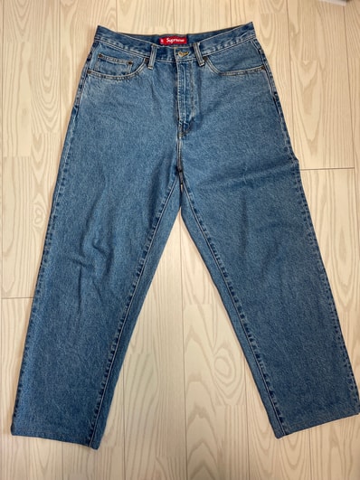 Supreme Baggy Jean "Washed Indigo" (24FW)