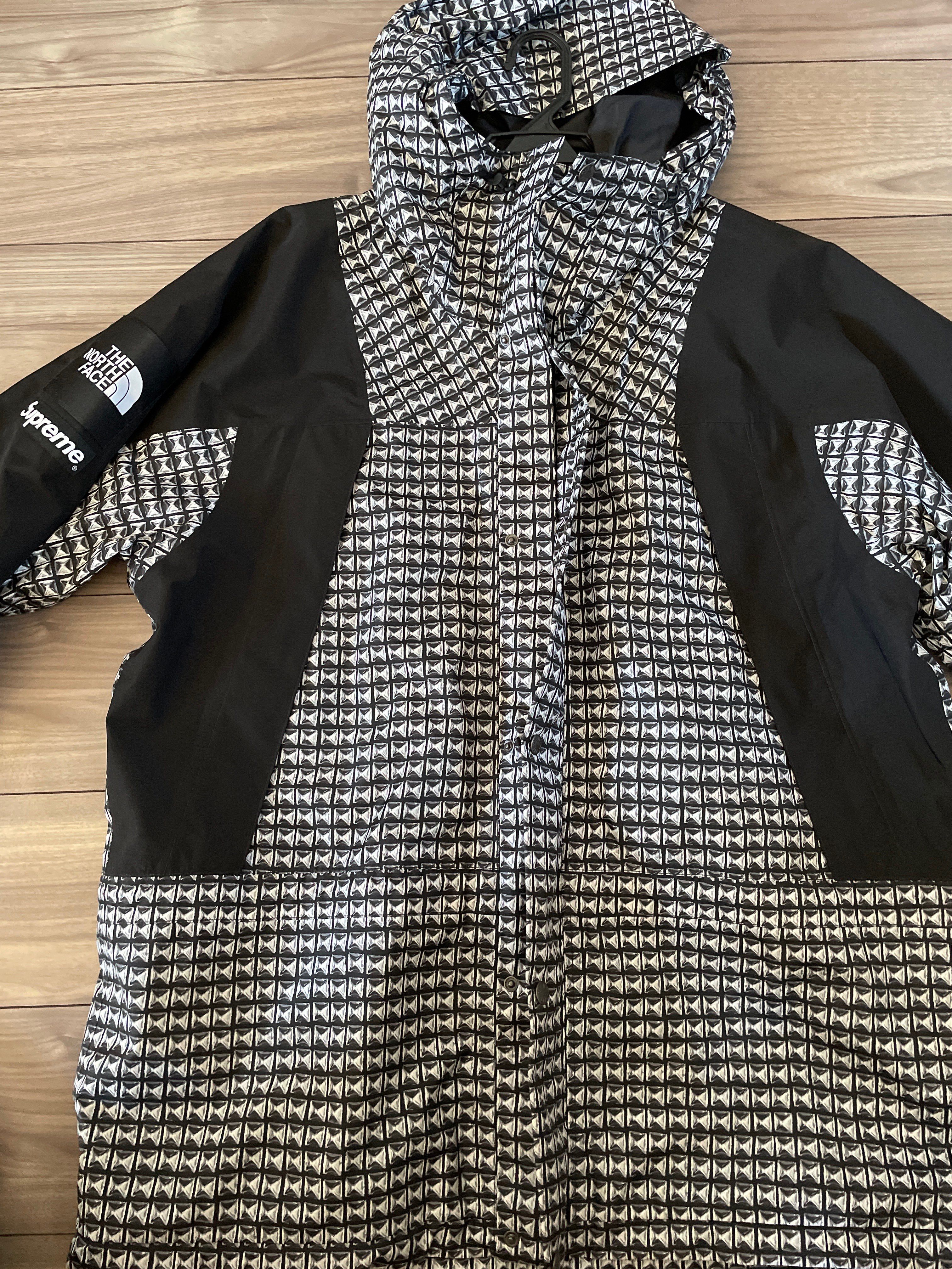 Supreme x The North Face Studded Mountain Light Jacket "Black"