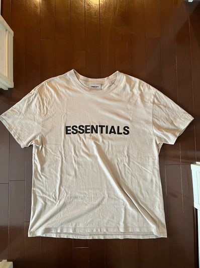 FEAR OF GOD ESSENTIALS 3D Silicon Applique Boxy T-Shirt "Tan/String"