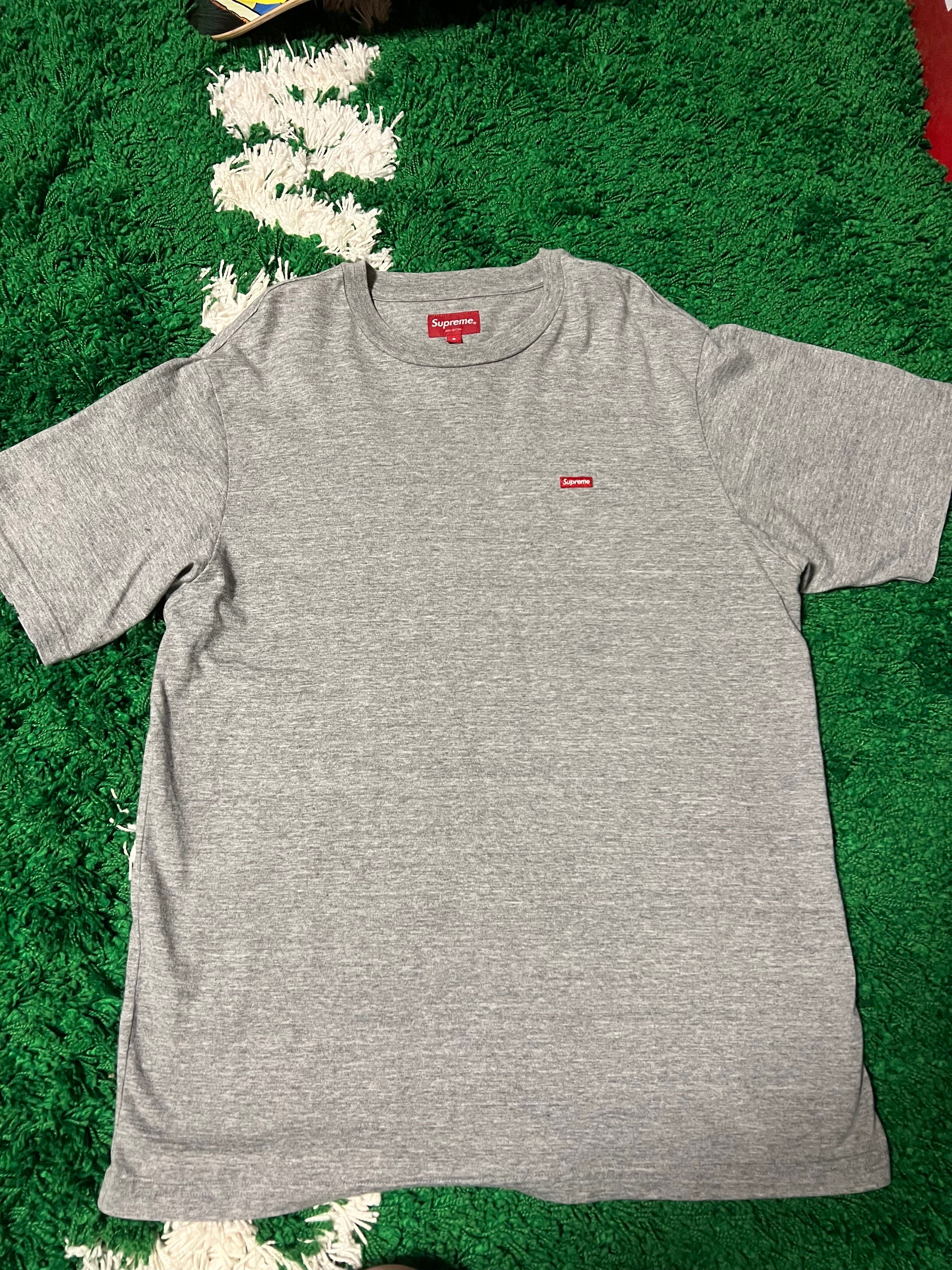 small box logo tee